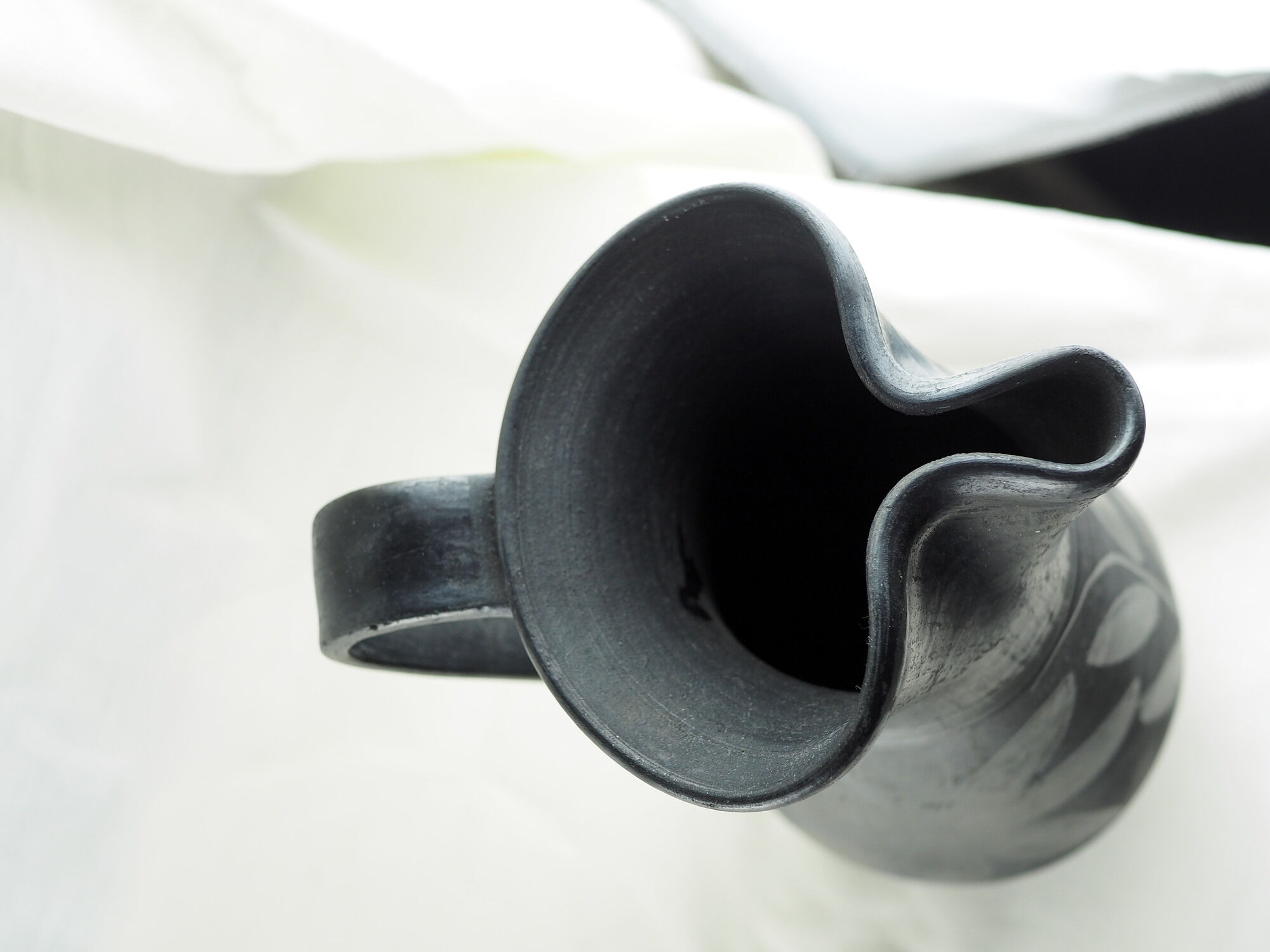 Stylized black pitcher - black pottery of Bisalhães - XXth