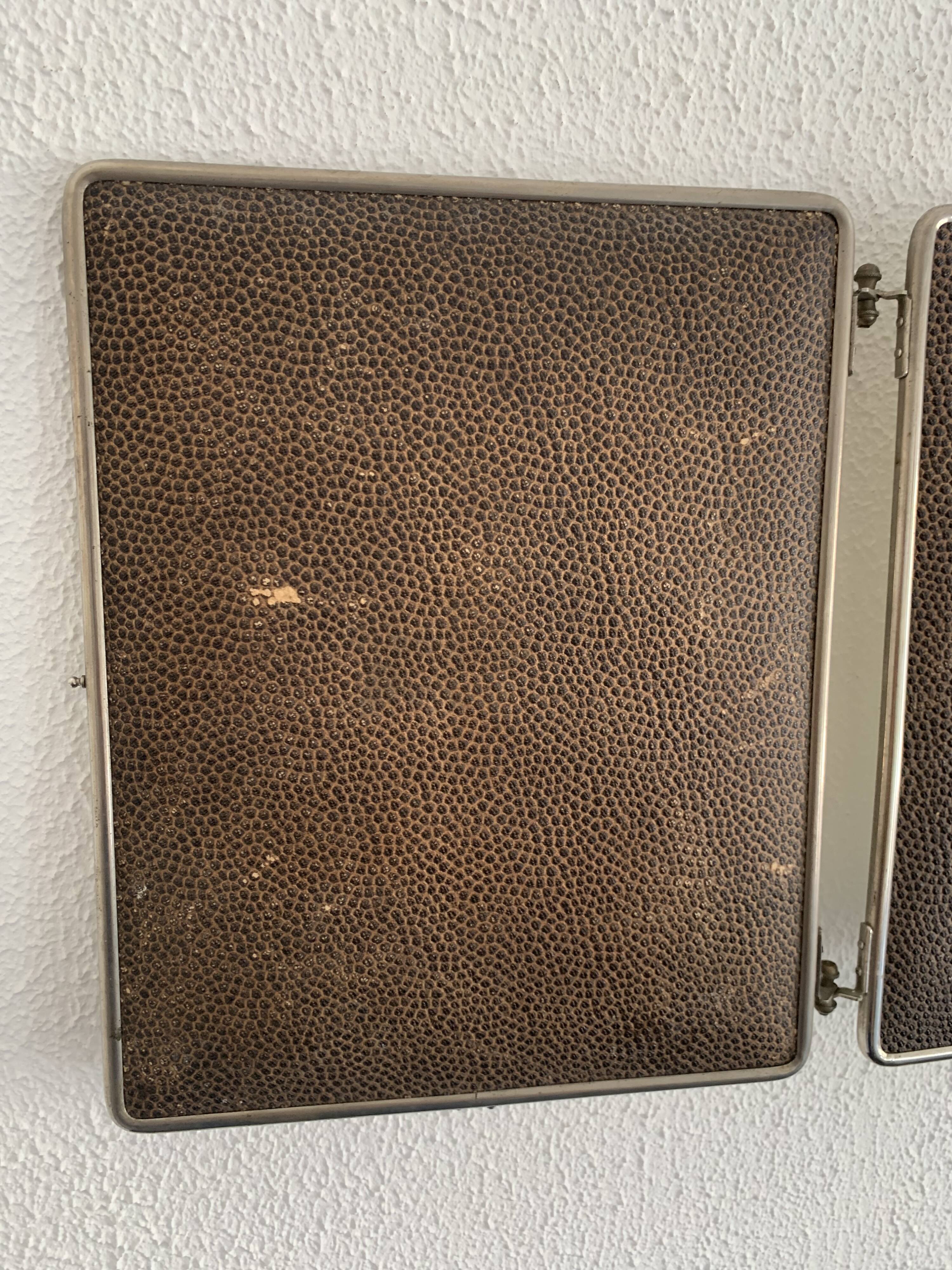 Miroir vintage 1930 triptyque barbier simili galuchat brun - 30 x 77 cm