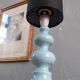 Lampe design des années 60 en céramique bleu pastel!