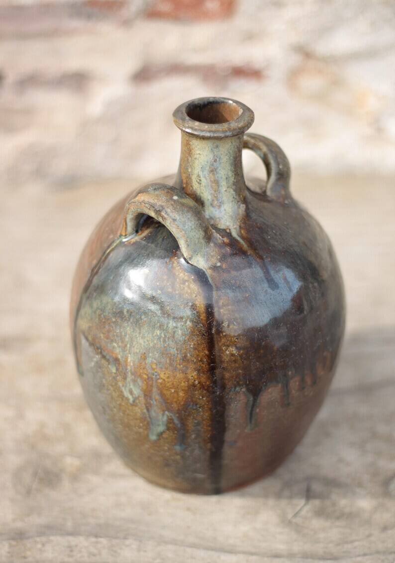 Old handled pot, antique pot, handled jar, interior decoration, collection, pottery