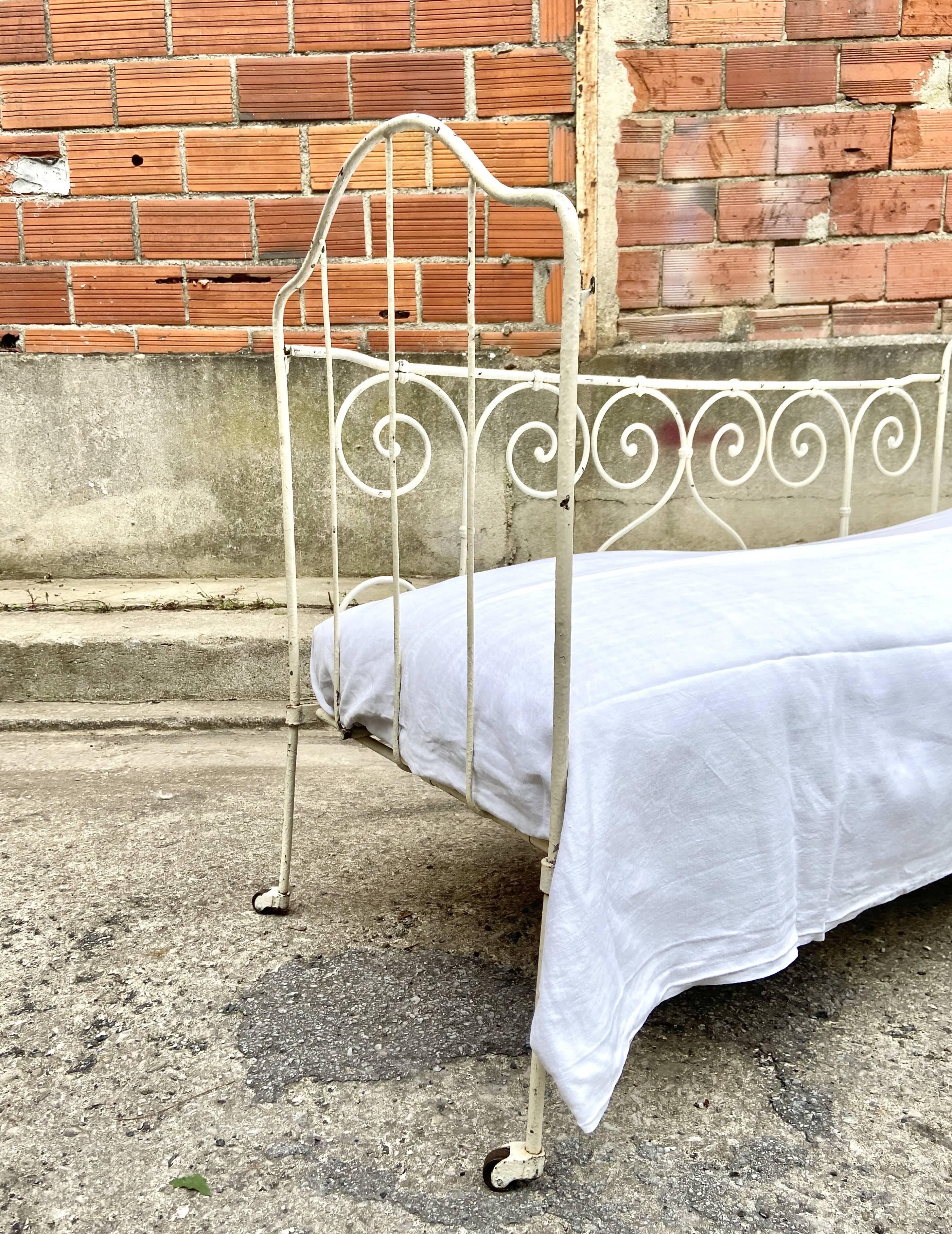 Wrought iron bench bed - 1930s