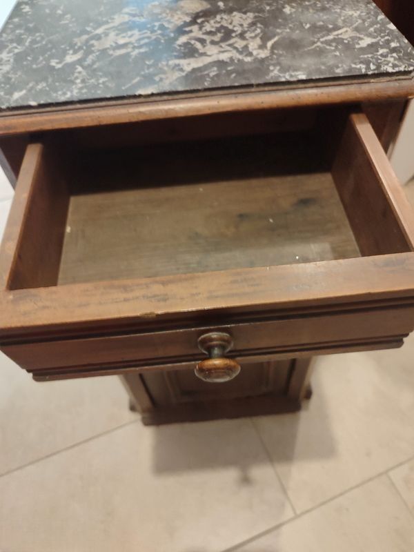 Table de nuit