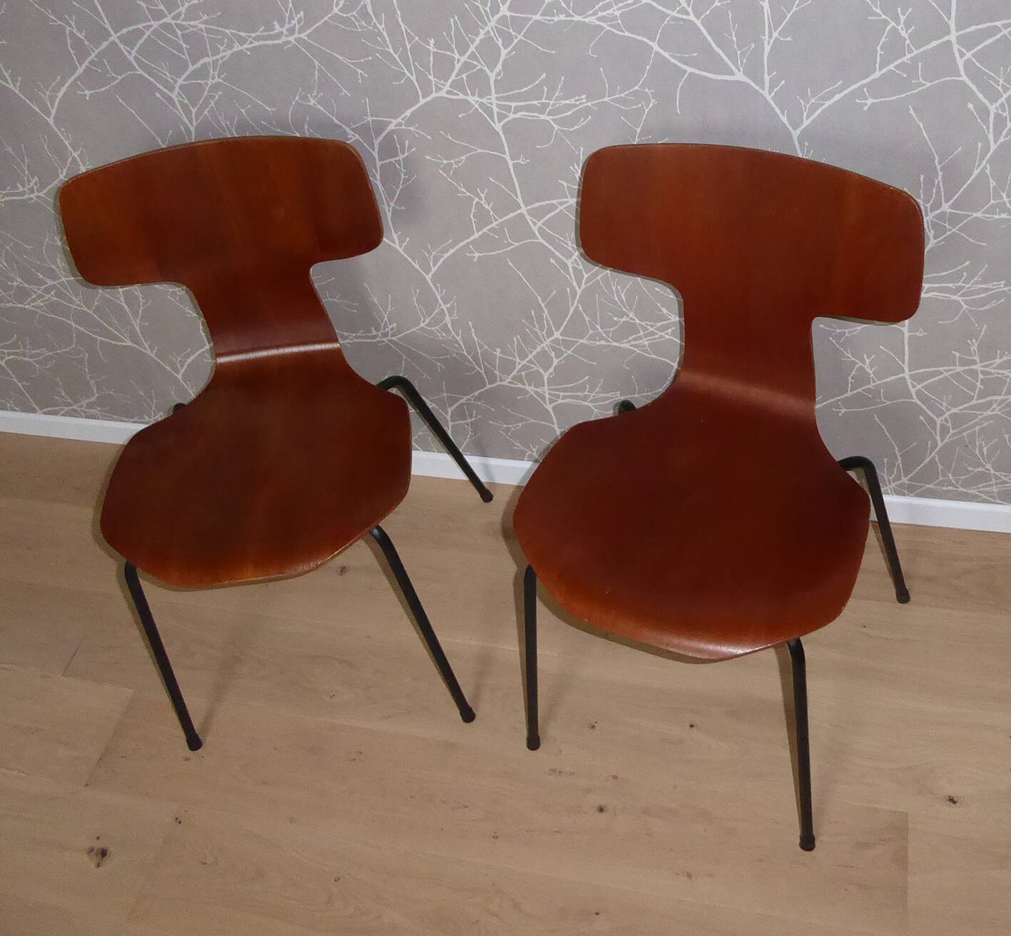 4 Arne Jacobsen's chairs Mod. 3300 1st edition