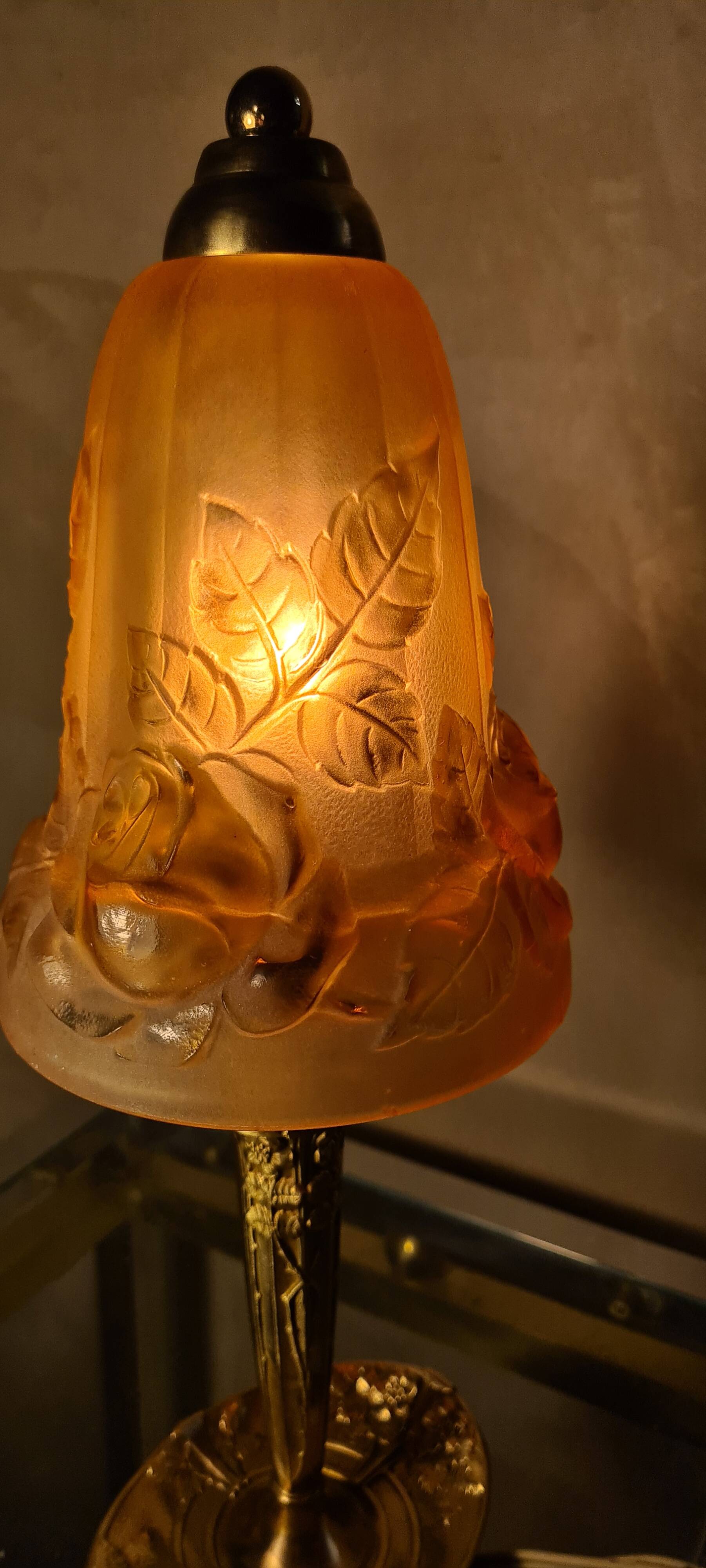 French Art Deco Table Lamp by Cherrier & Besnus very beautiful pressed molded pink glass - 1920s 33x12