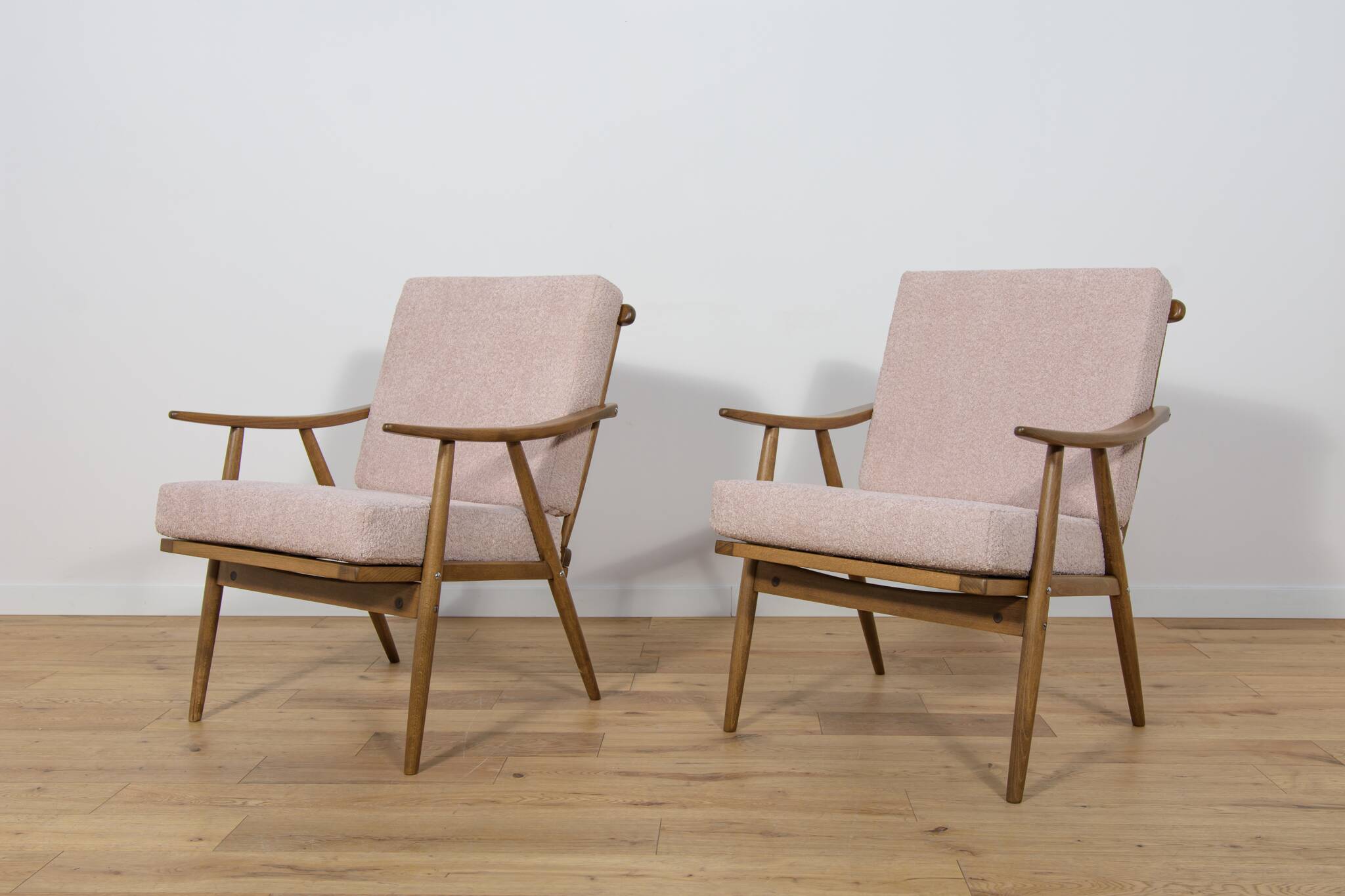 Fauteuils Mid Century de TON, 1960s, Set de 2