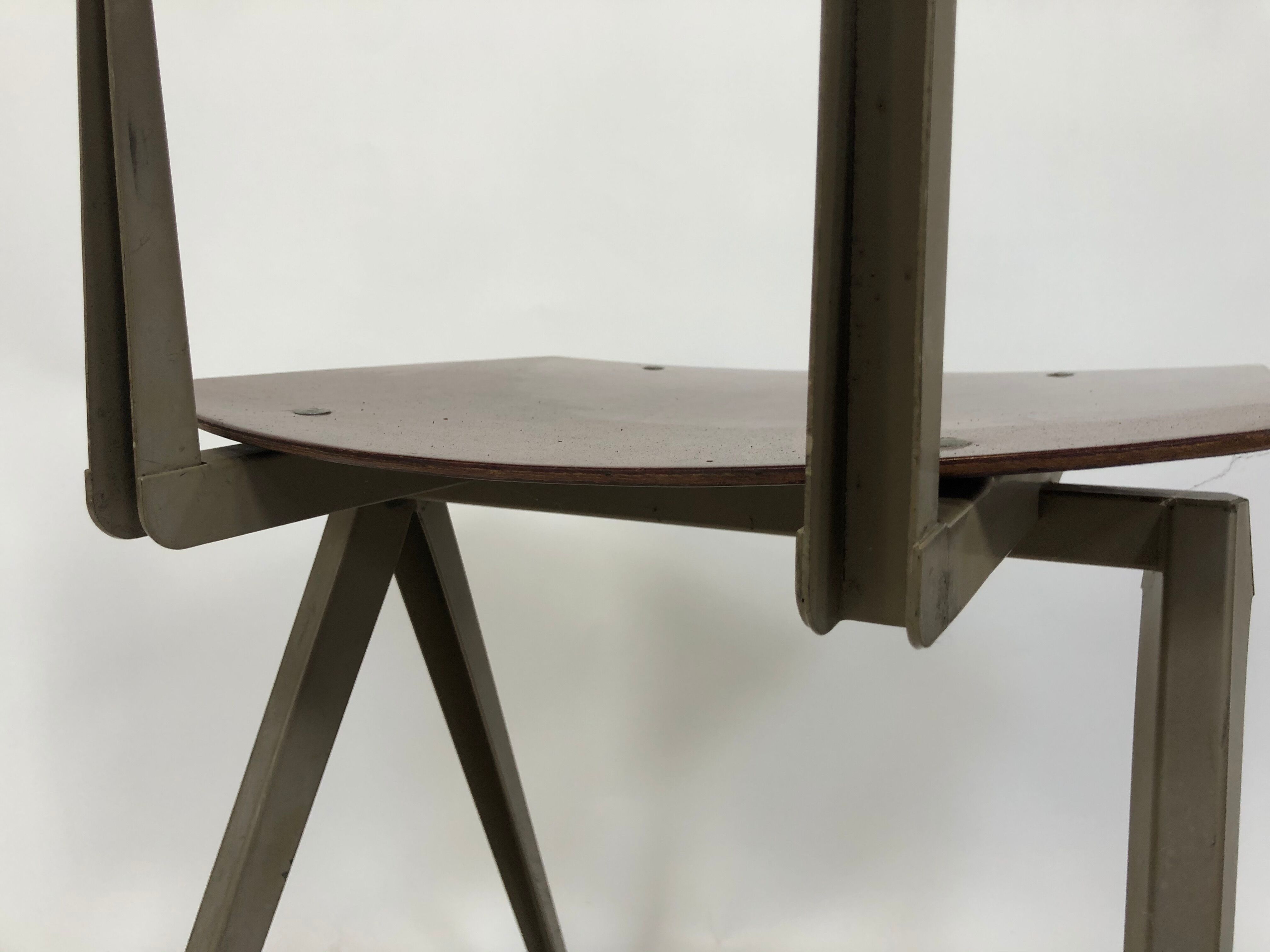 Galvanitas S16 industrial school chair