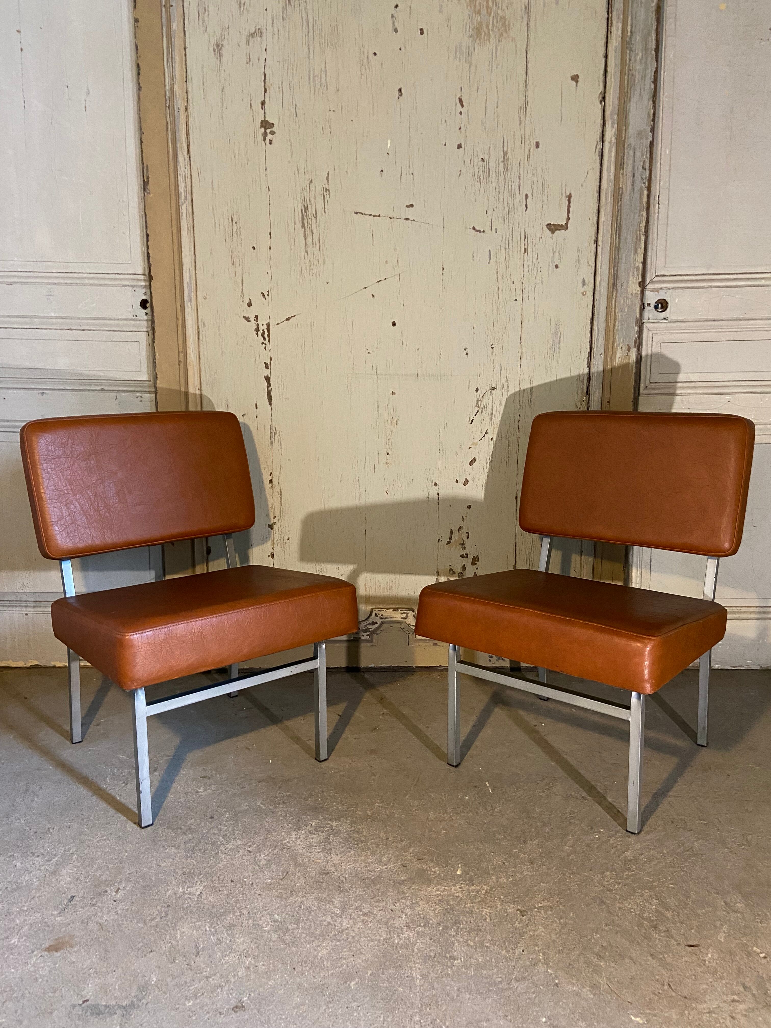 Pair of modernist low chairs in skai camel vintage 60s/70s