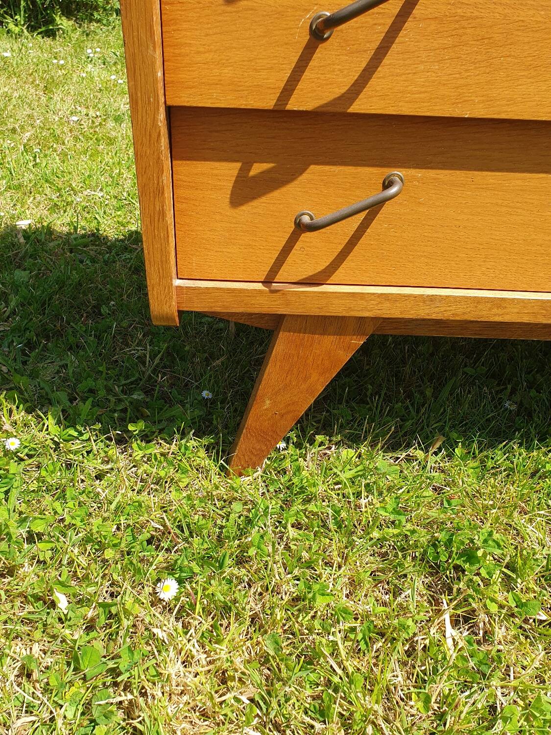 Compass feet chest of drawers