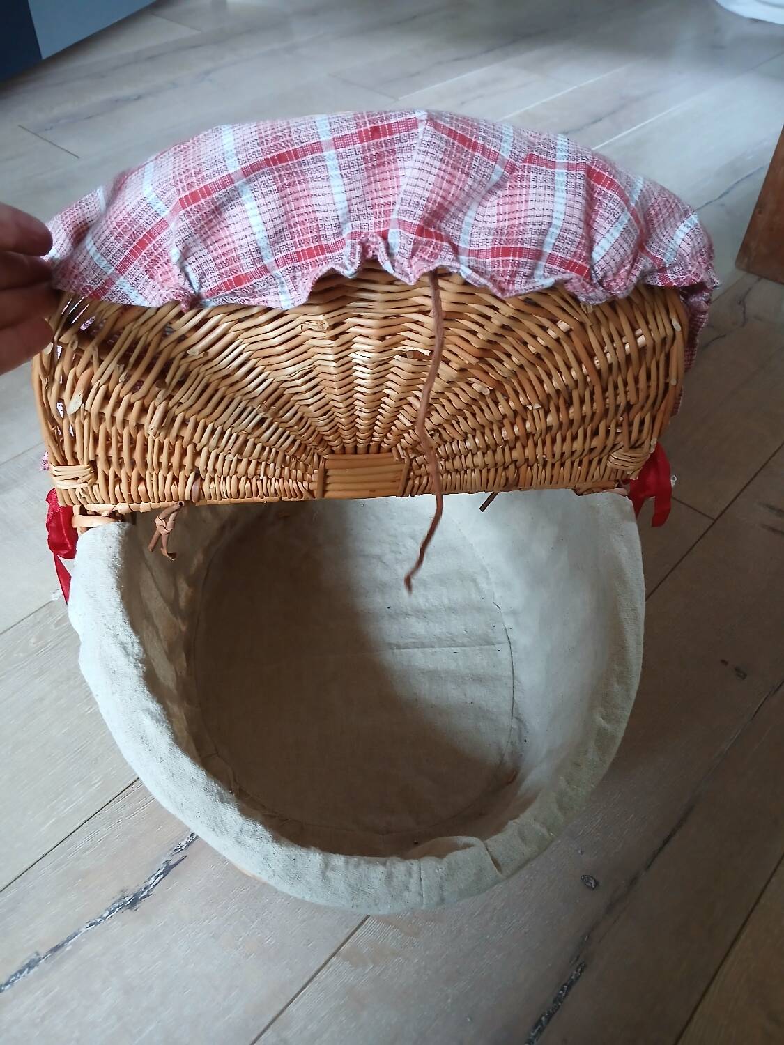 Panier à pique-nique ancien