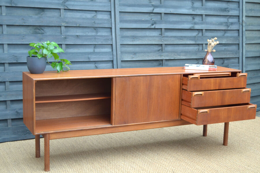 Enfilade par McIntosh portes coulissantes