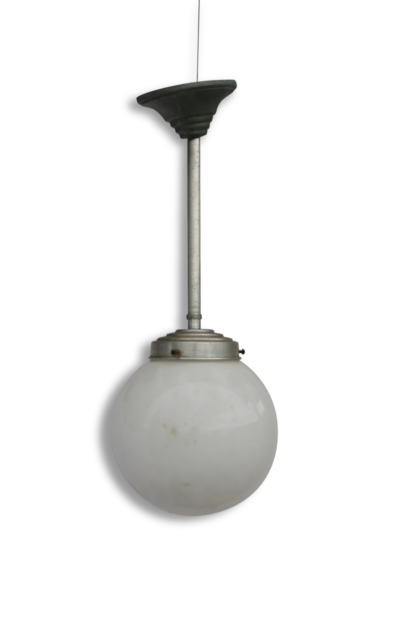 Suspension white opaline ball chandelier