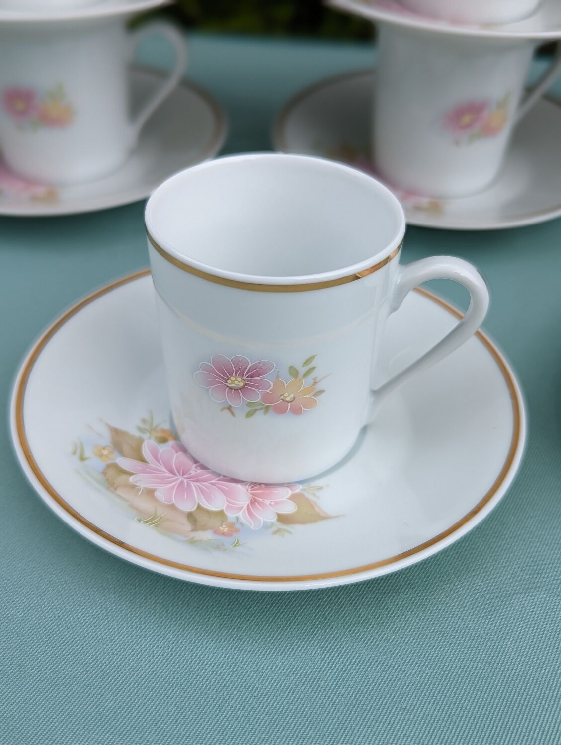 Service à café en porcelaine de Limoges