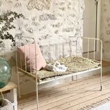 Wrought iron bed / bench