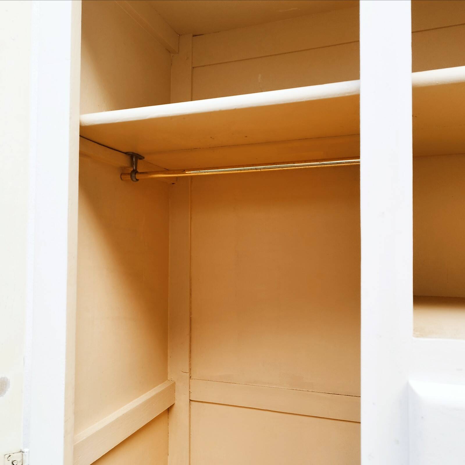 Small vintage Mado buffet design 50's