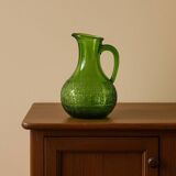 Pichet ancien vintage en verre moulé vert relief fleuri – décoration rétro