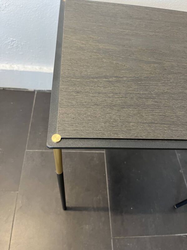 Living Divani, table d’appoint carré Era – David Lopez Quincoces