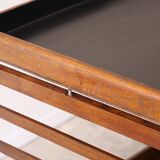 Serving art deco tork