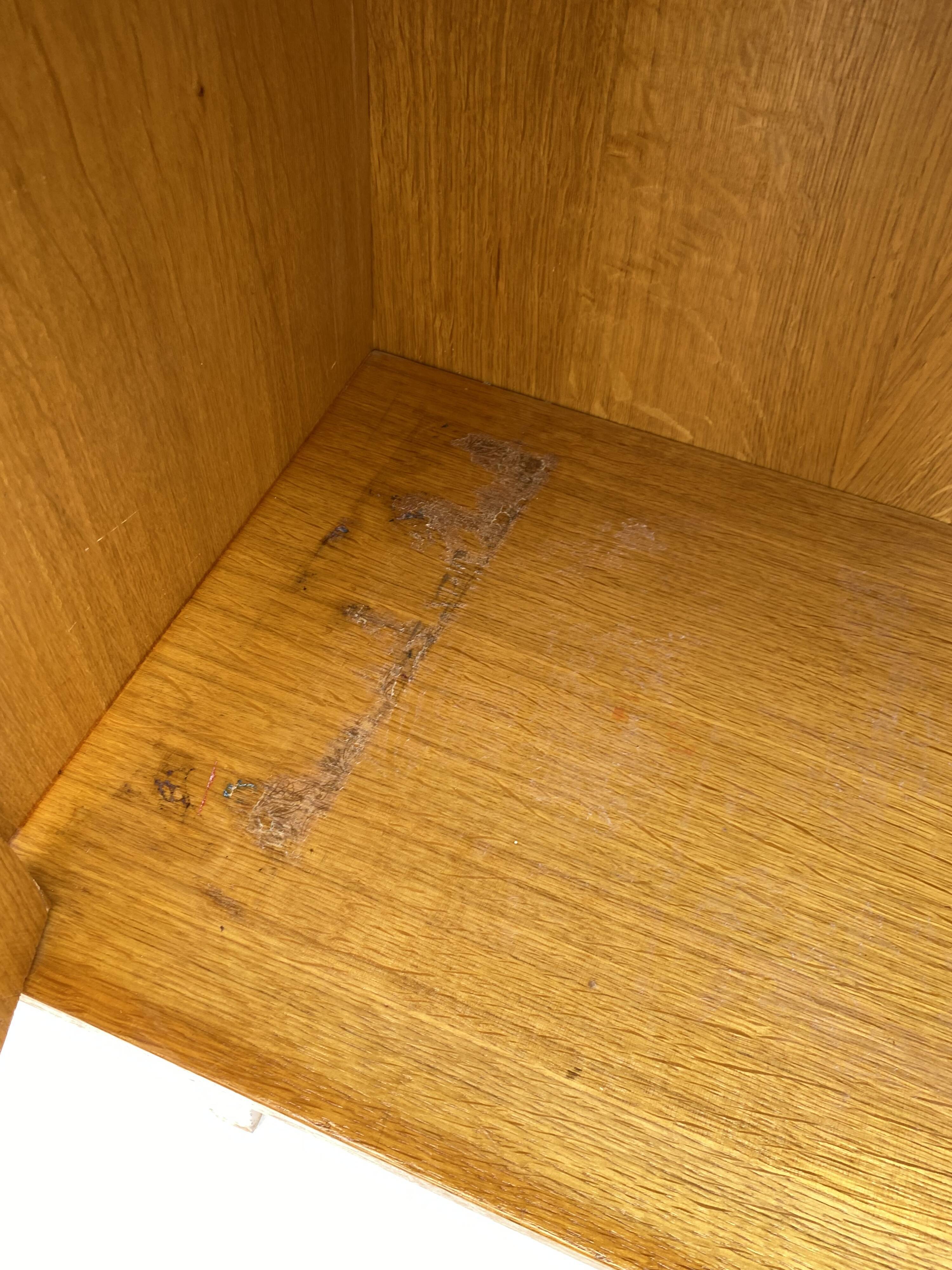 Vintage 2-door sideboard