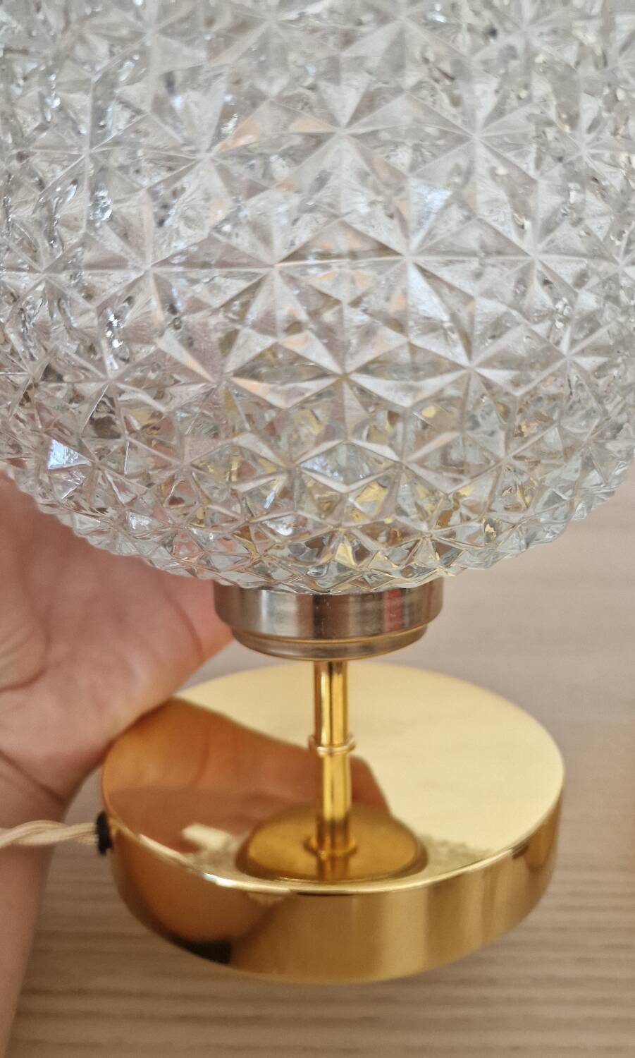 Touch lamp, vintage cut glass, diamond pattern