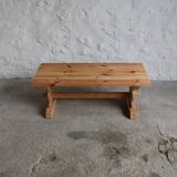 pine coffee table