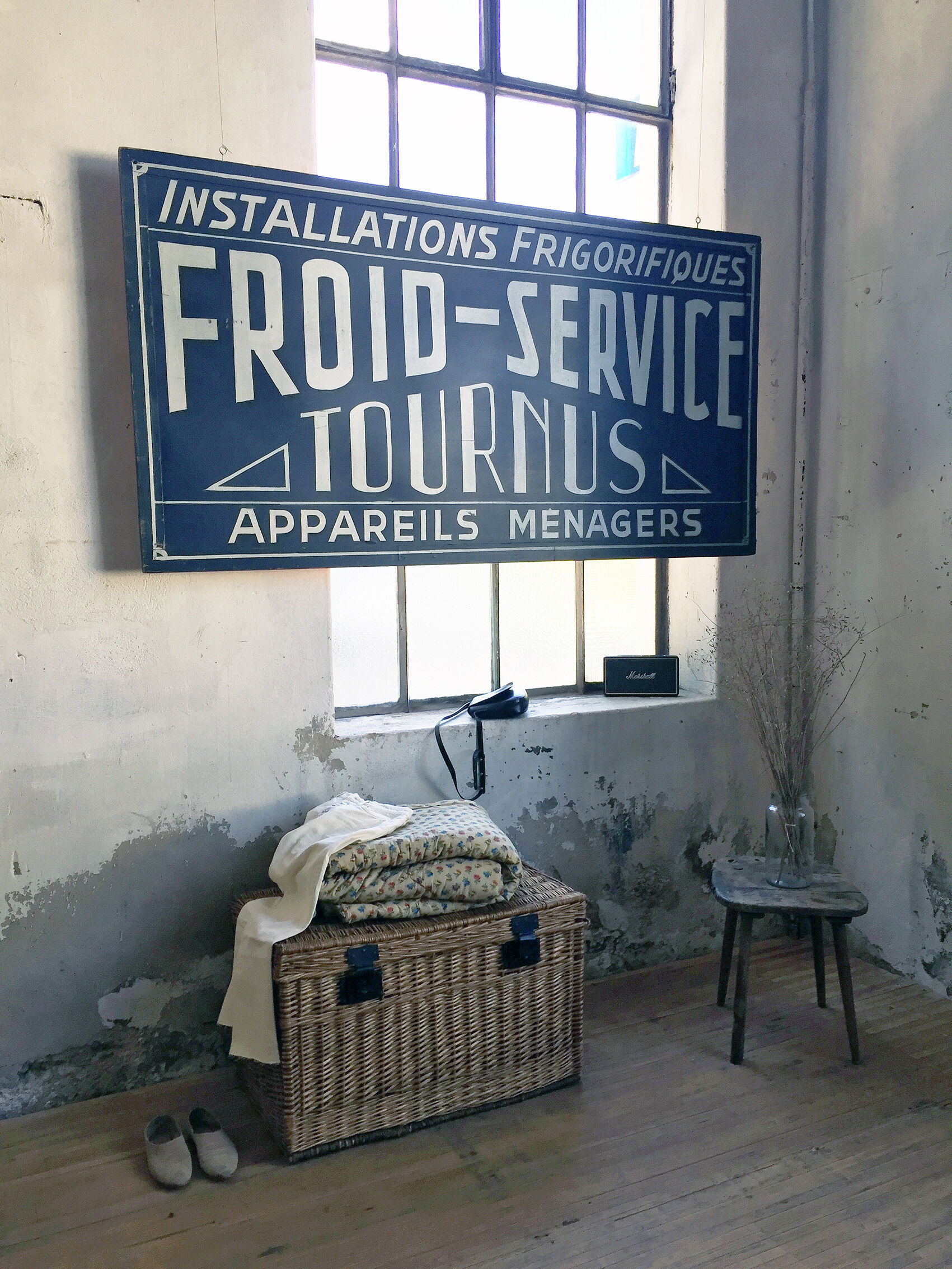 Hand-painted Frigo sign XXL 2x1m