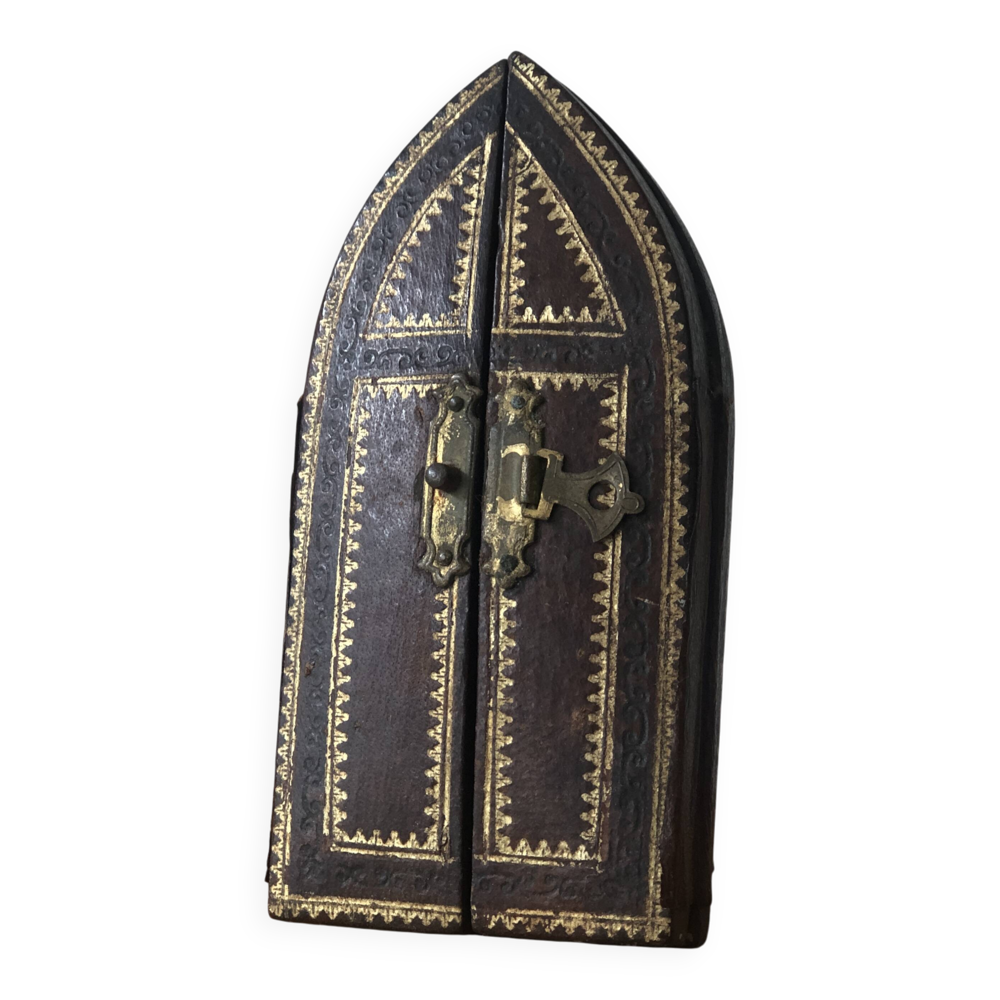 Ancient reliquary / religious altar