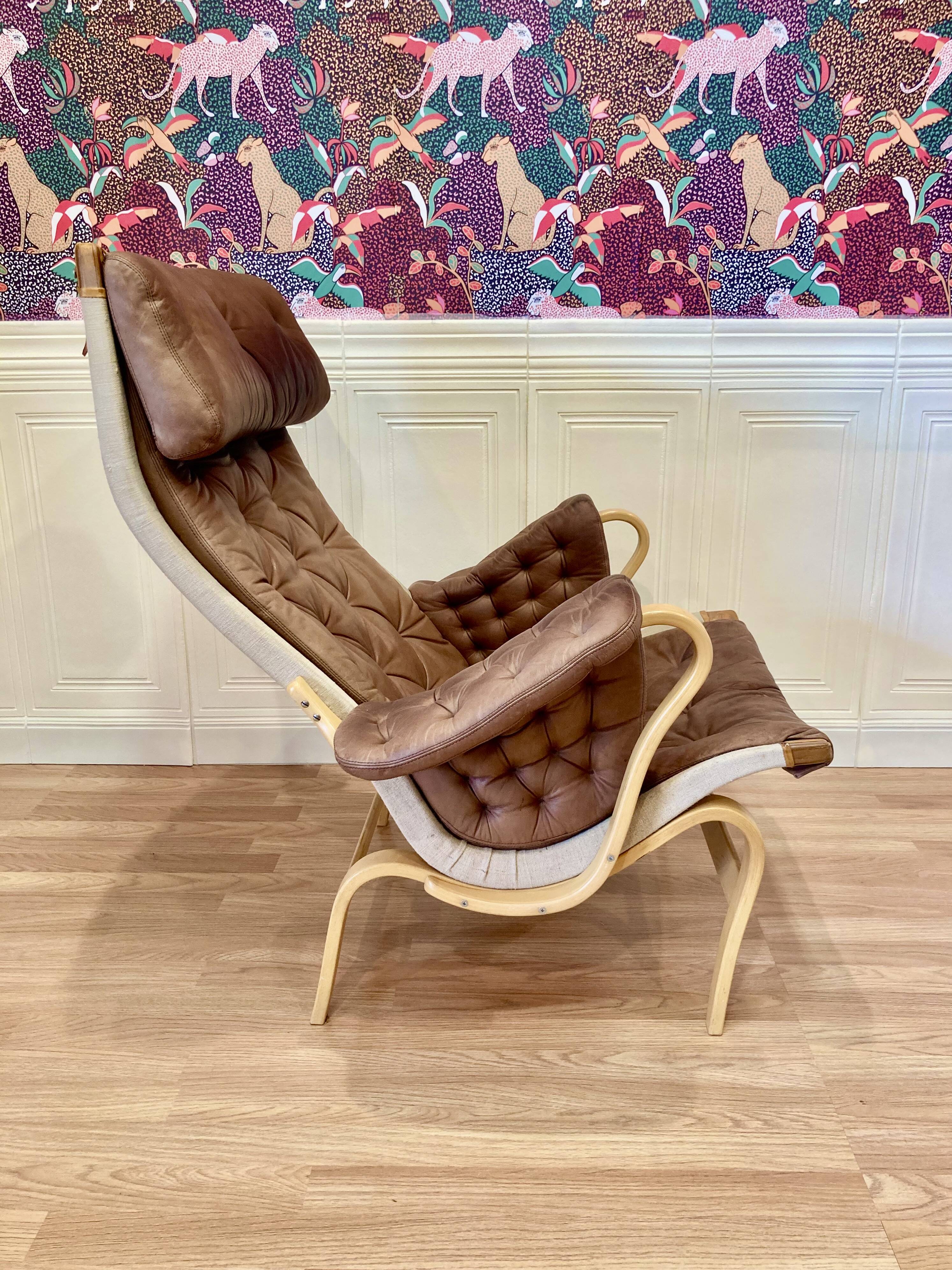 "Pernilla" leather armchair "Bruno Mathsson" 1960.