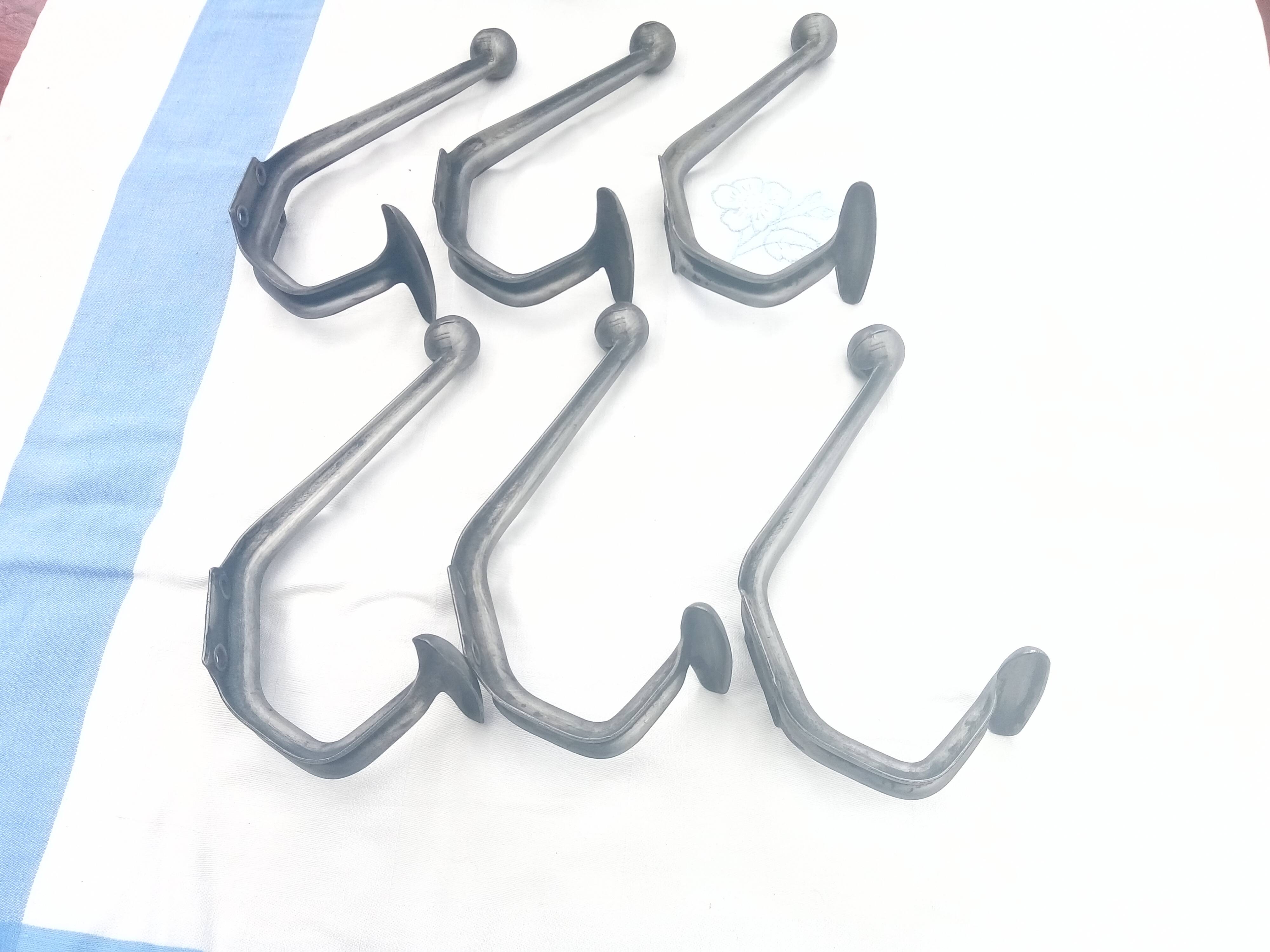 6 double coat hooks