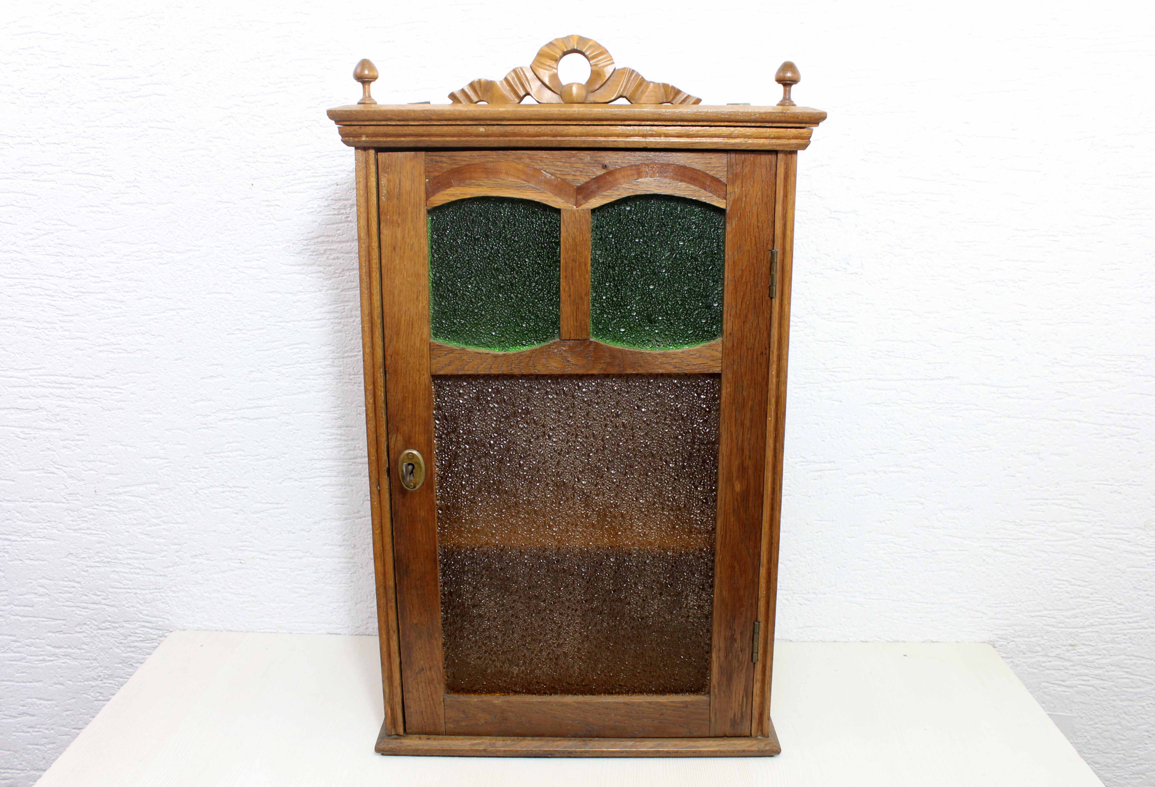 Art Deco display case in solid wood and glass, 1930s