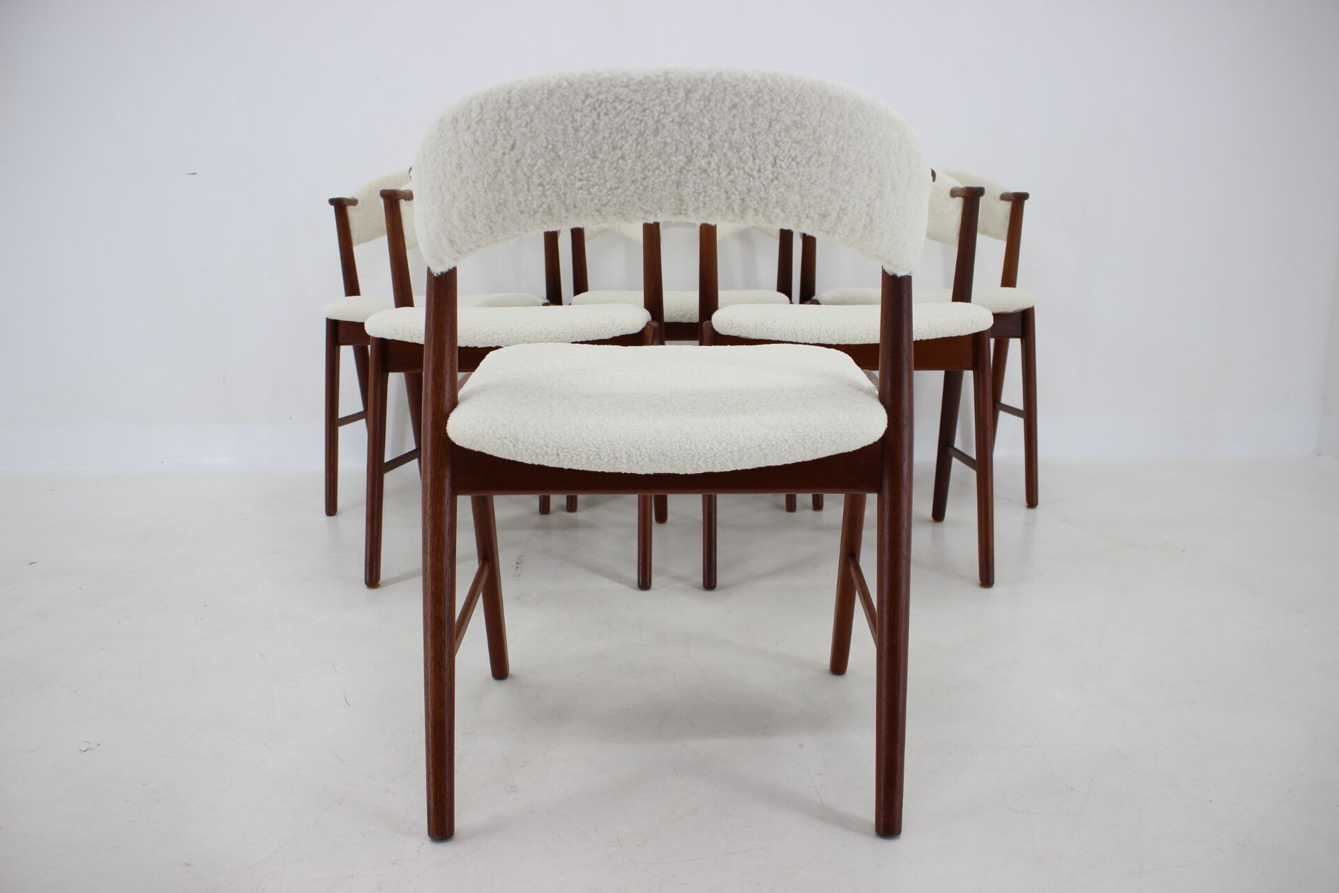 6 chairs in sheepskin fabric upholstery denmark