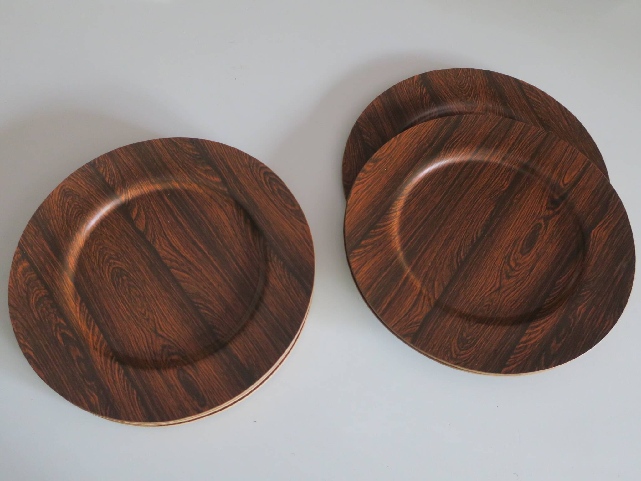 Set of 12 plywood rosewood and teak plates by mossback, Denmark 1960s