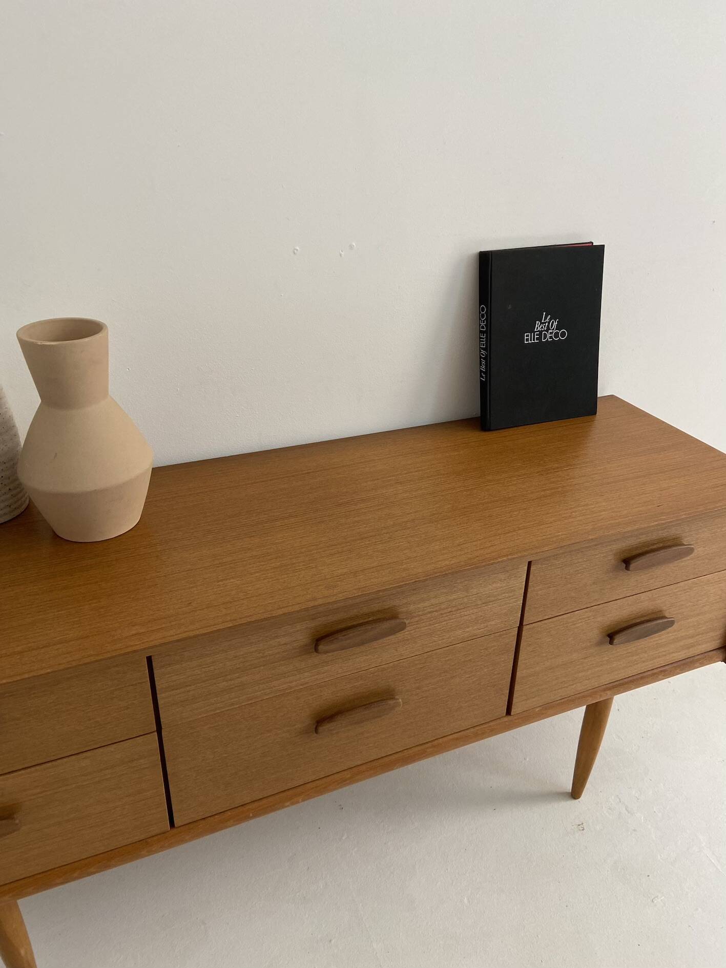 drawer enfilade