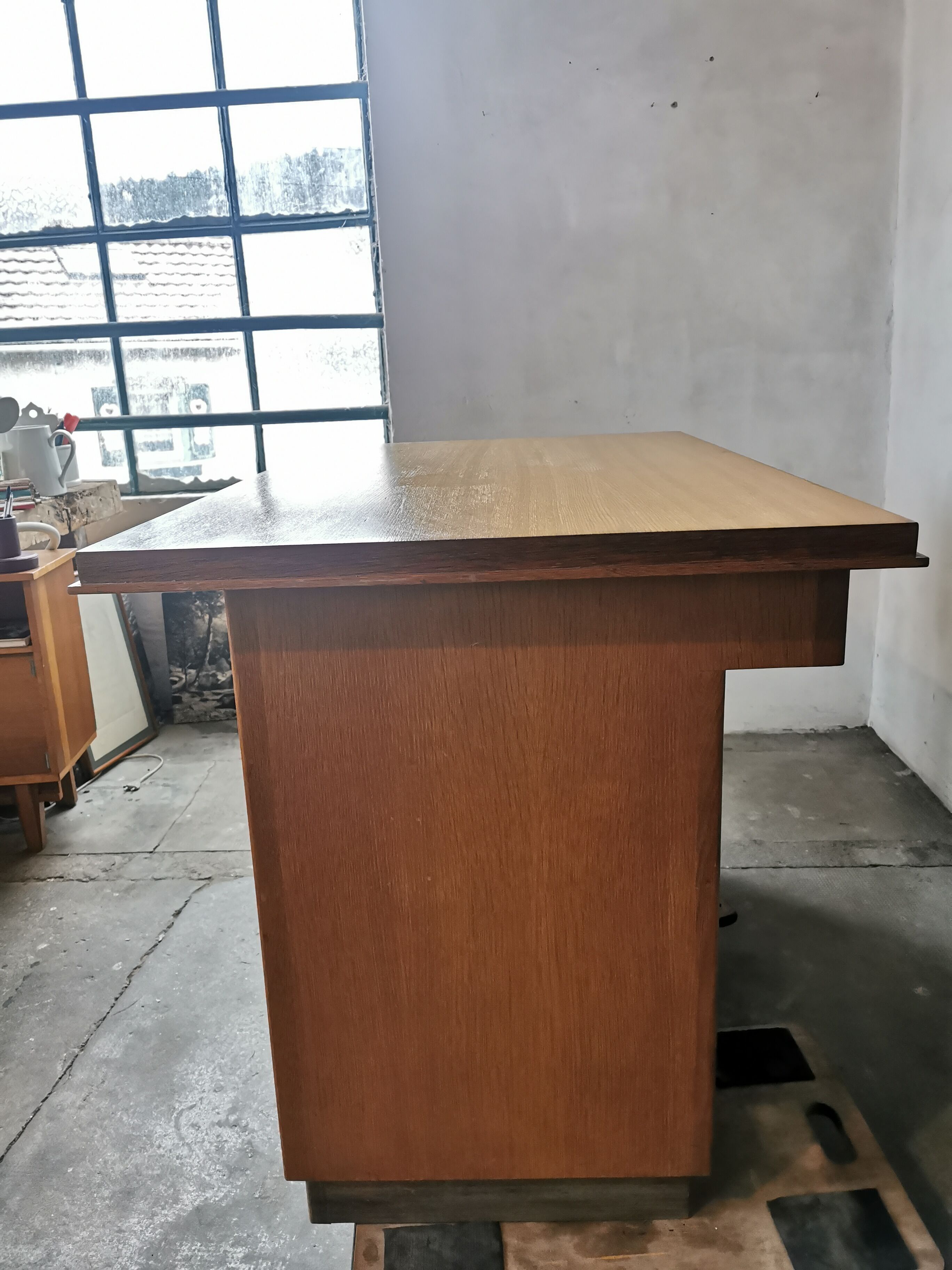 Bureau vintage des années 60