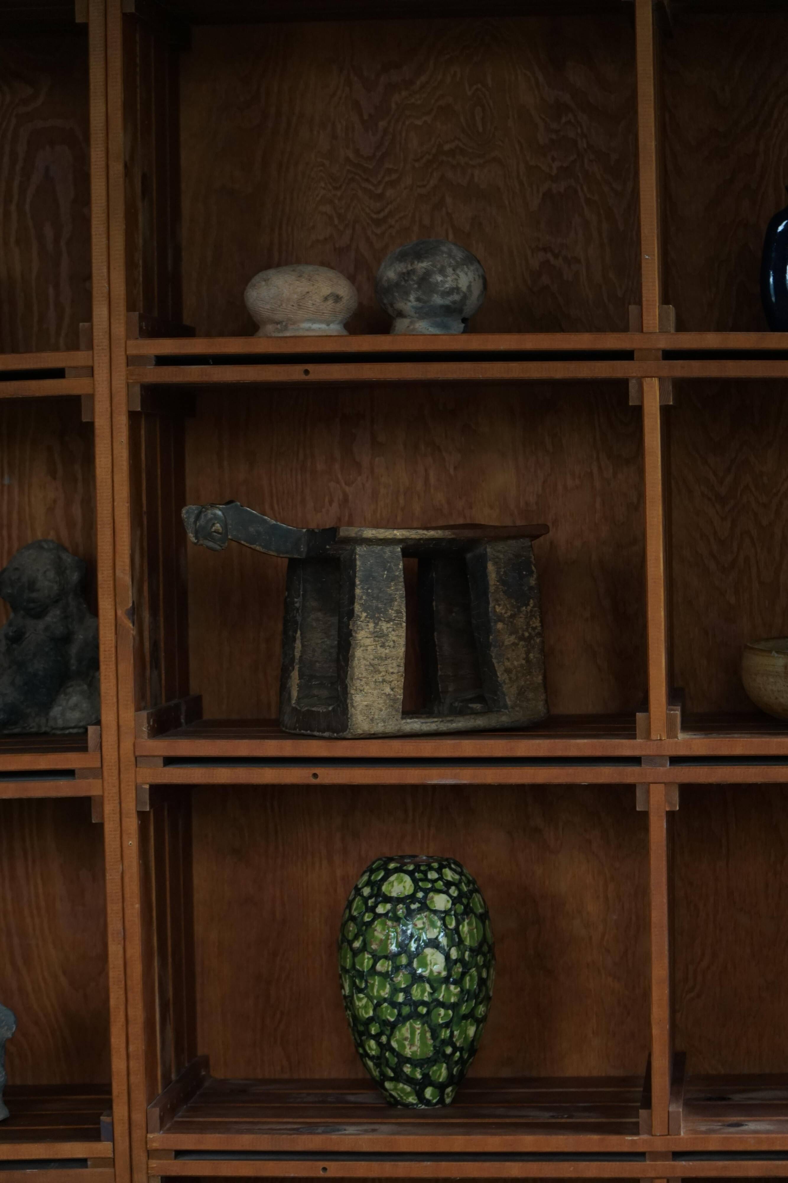 Lobi stool in carved wood from the early 20th century, Burkina Faso, Africa.
