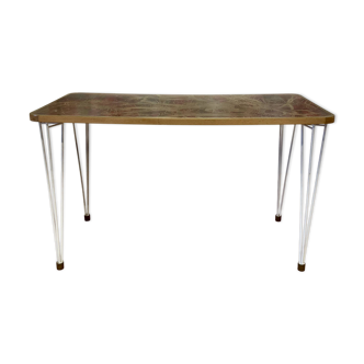 HIGH DESIGN TABLE WITH SCANDINAVIAN SIGNATURE 1950.