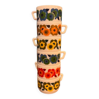6 small Arcopal cups