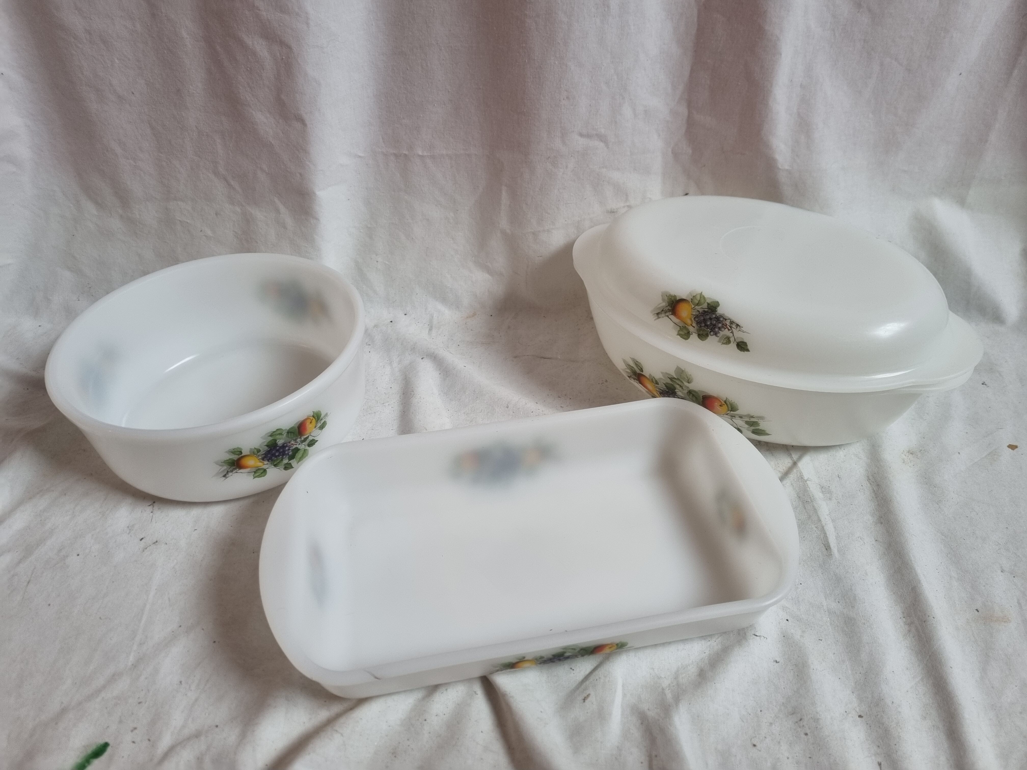 Arcopal oven dish 1970