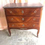 Small chest of drawers in Louis XVI style