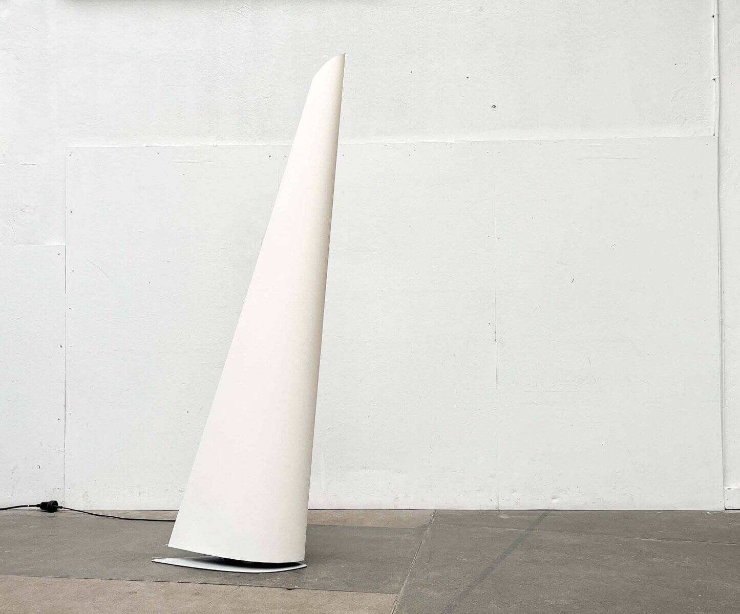 German Postmodern Floor Lamp Vela Sail by A. Engbert and Franz Ringelhan for Rolf Benz, 1990s