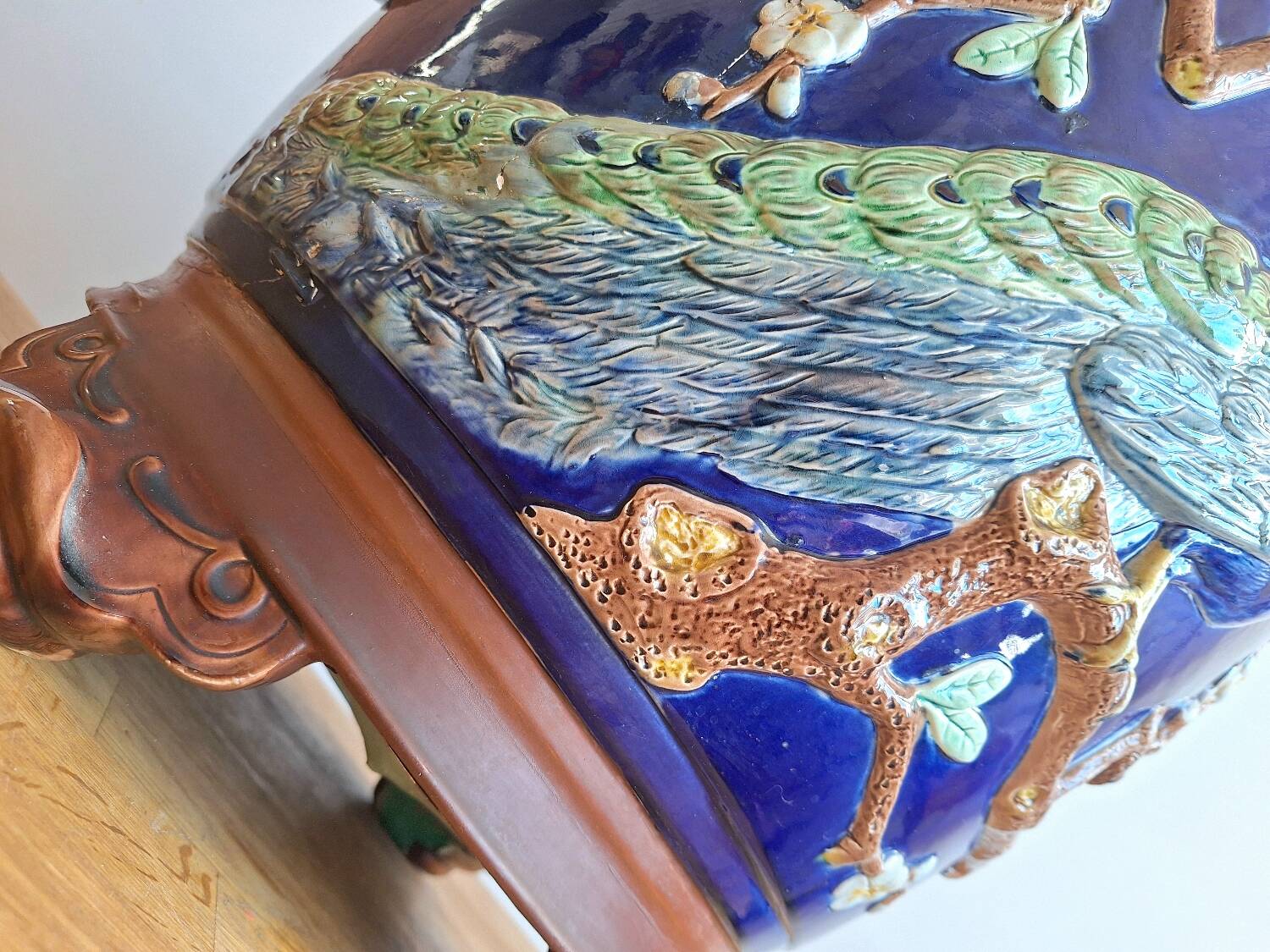 Large antique majolica cache pot, planter by Joseph Holdcroft.