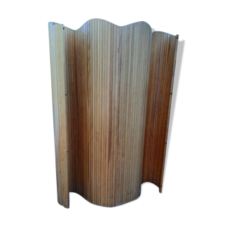 Wooden articulated screen