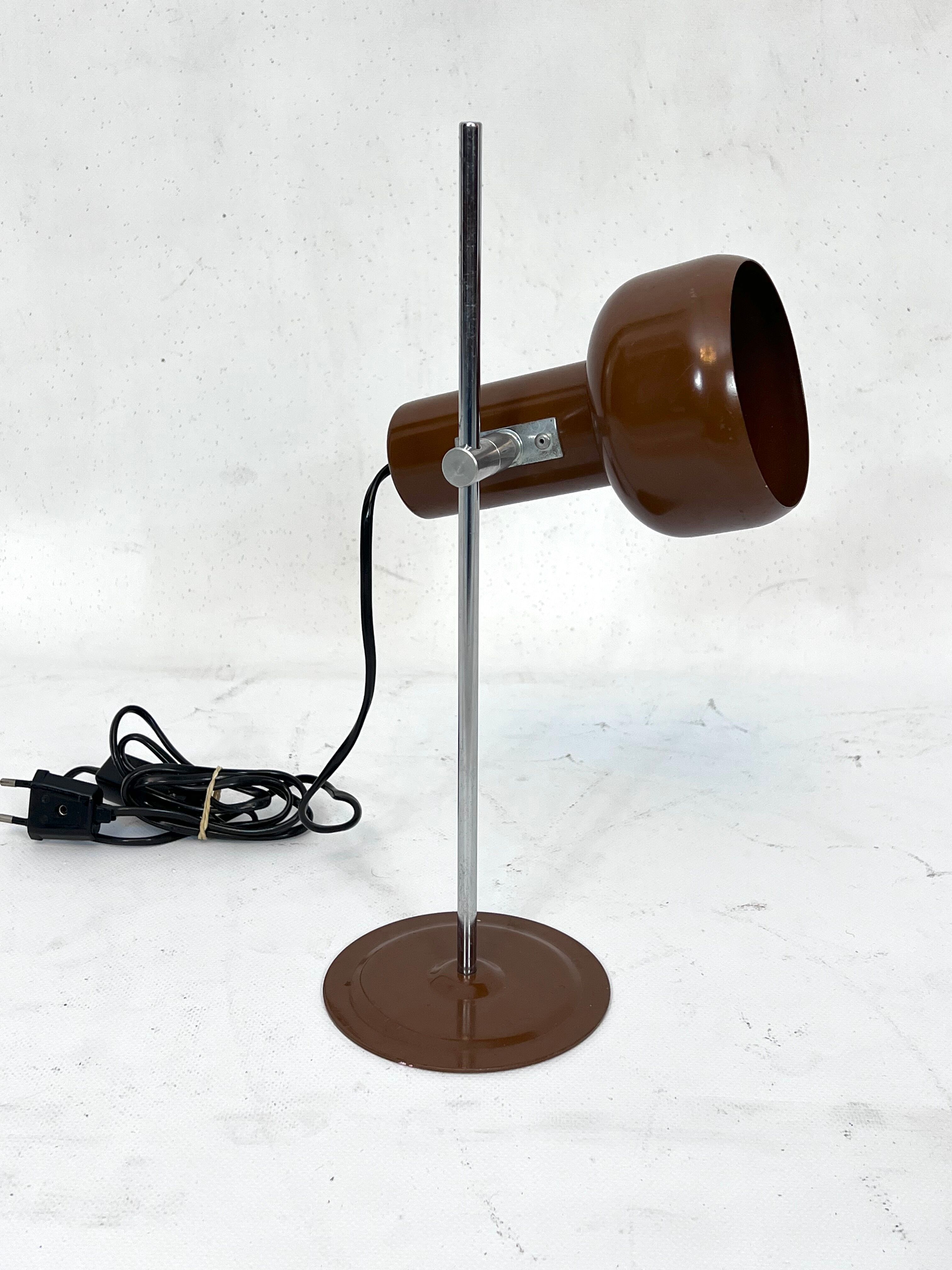 Vintage Italian articulated metal table lamp from 70s