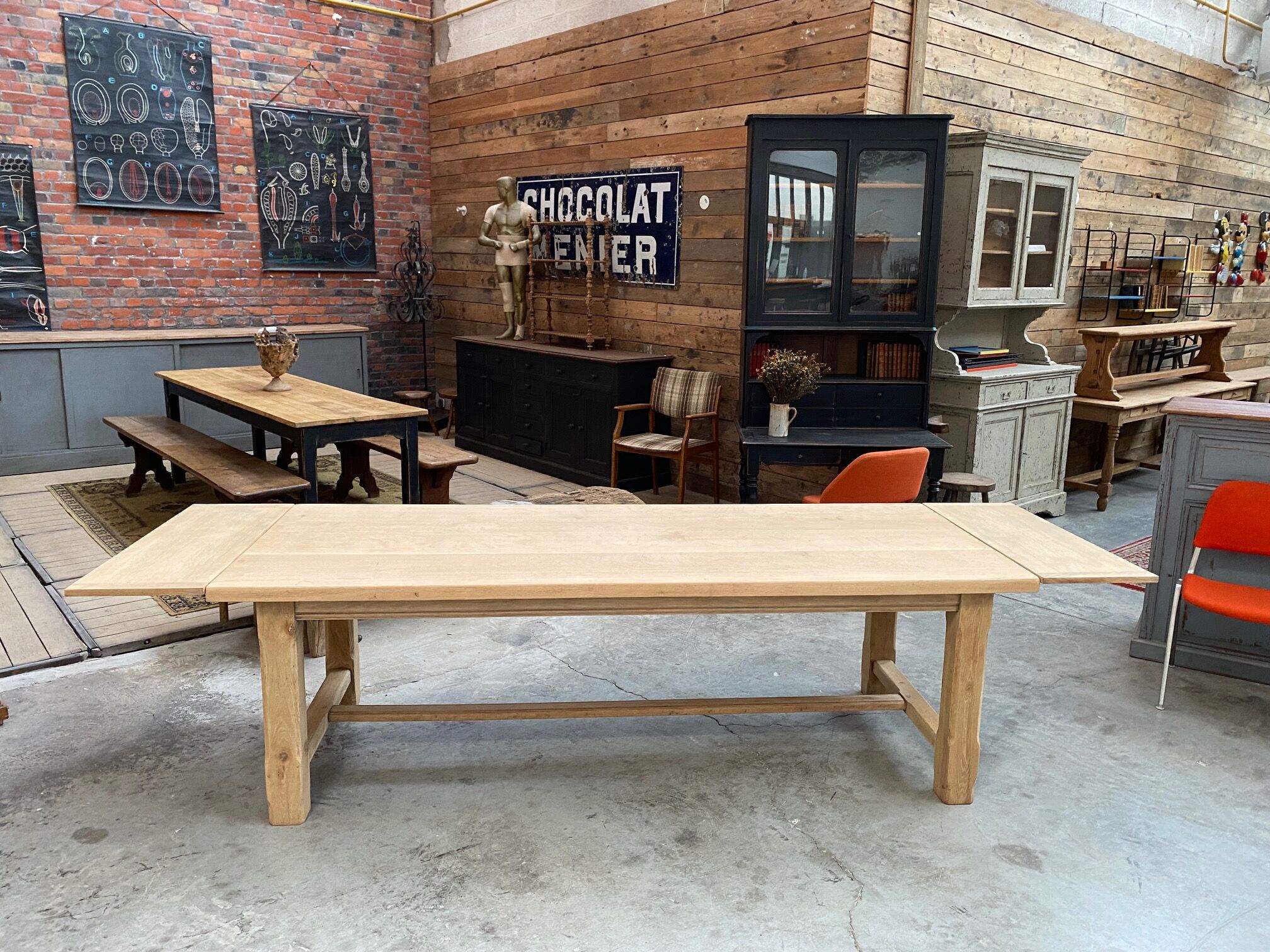 Farmhouse table with oak extensions