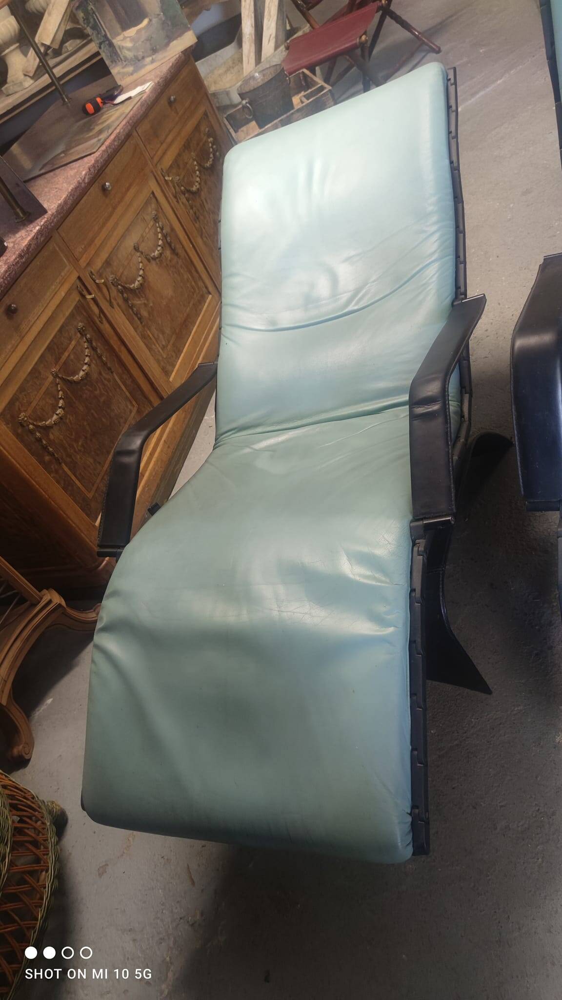 Pair of armchairs model antropovarius ferdinand porsche poltrona frau