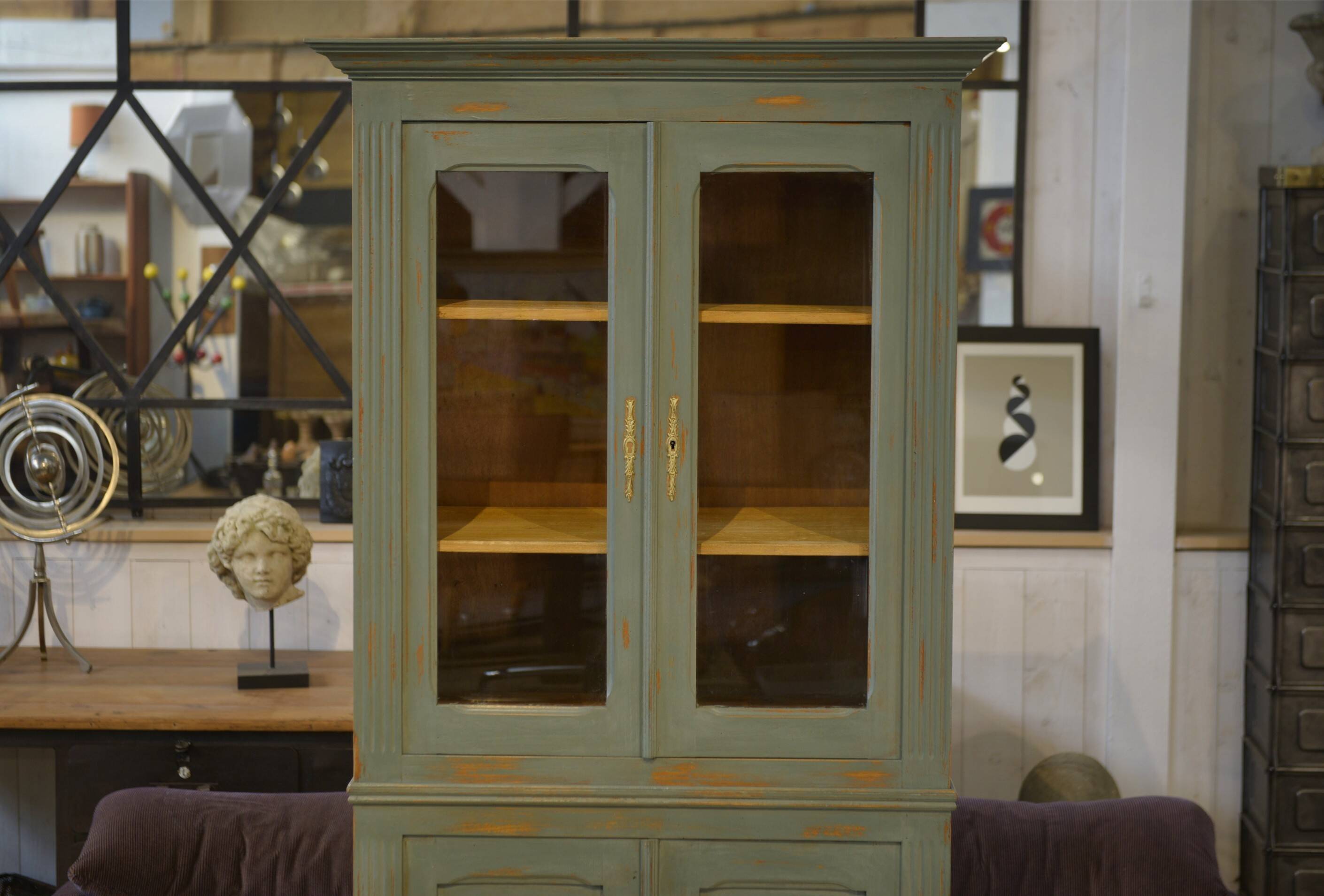 Buffet deux corps en orme patiné 1940’s
