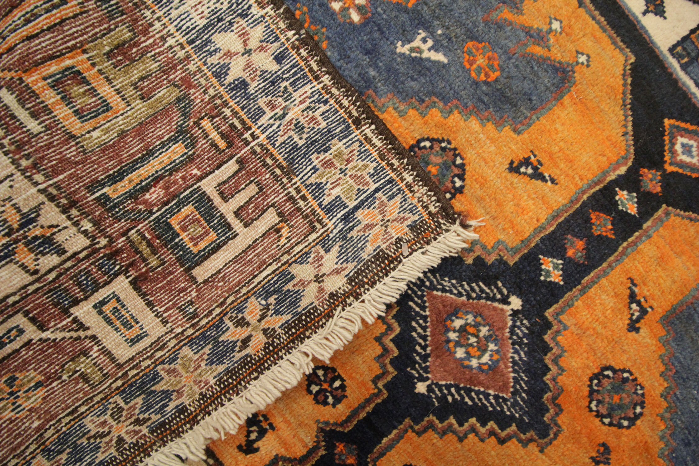 Vintage persian hamadan area rug- 136x192cm