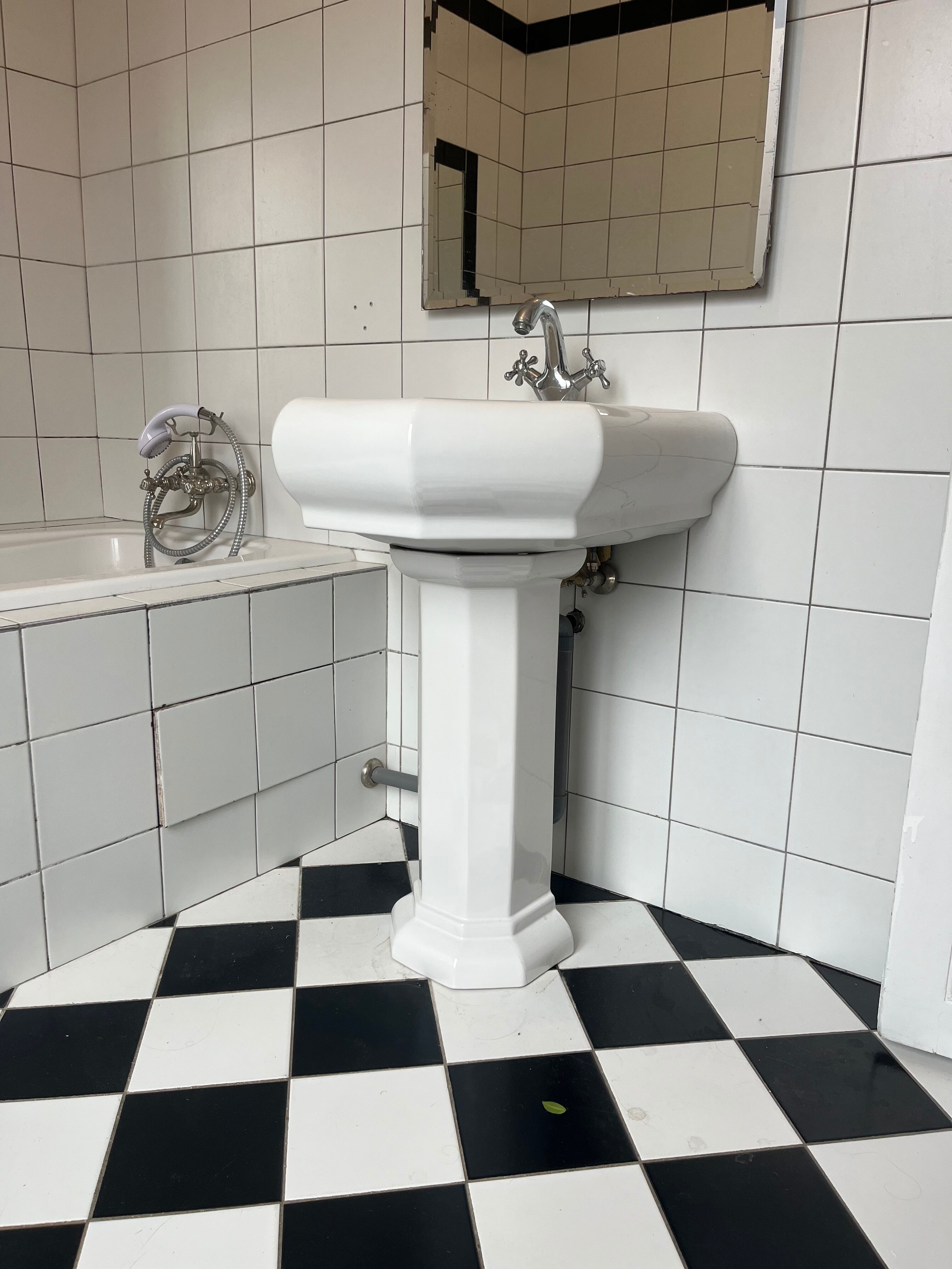 Villeroy & Boch washbasin
