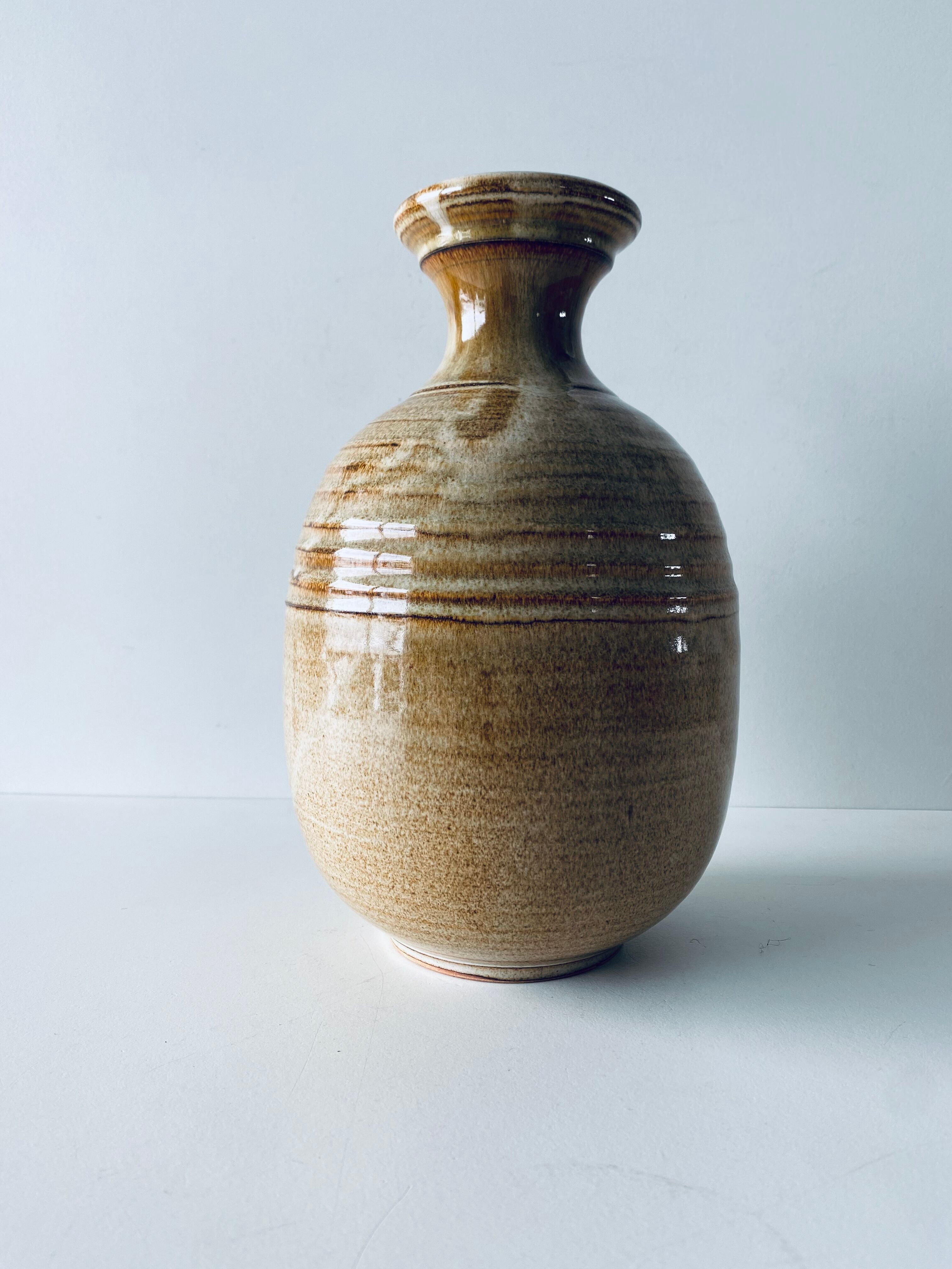 Ceramic vase signed Alain Fievet