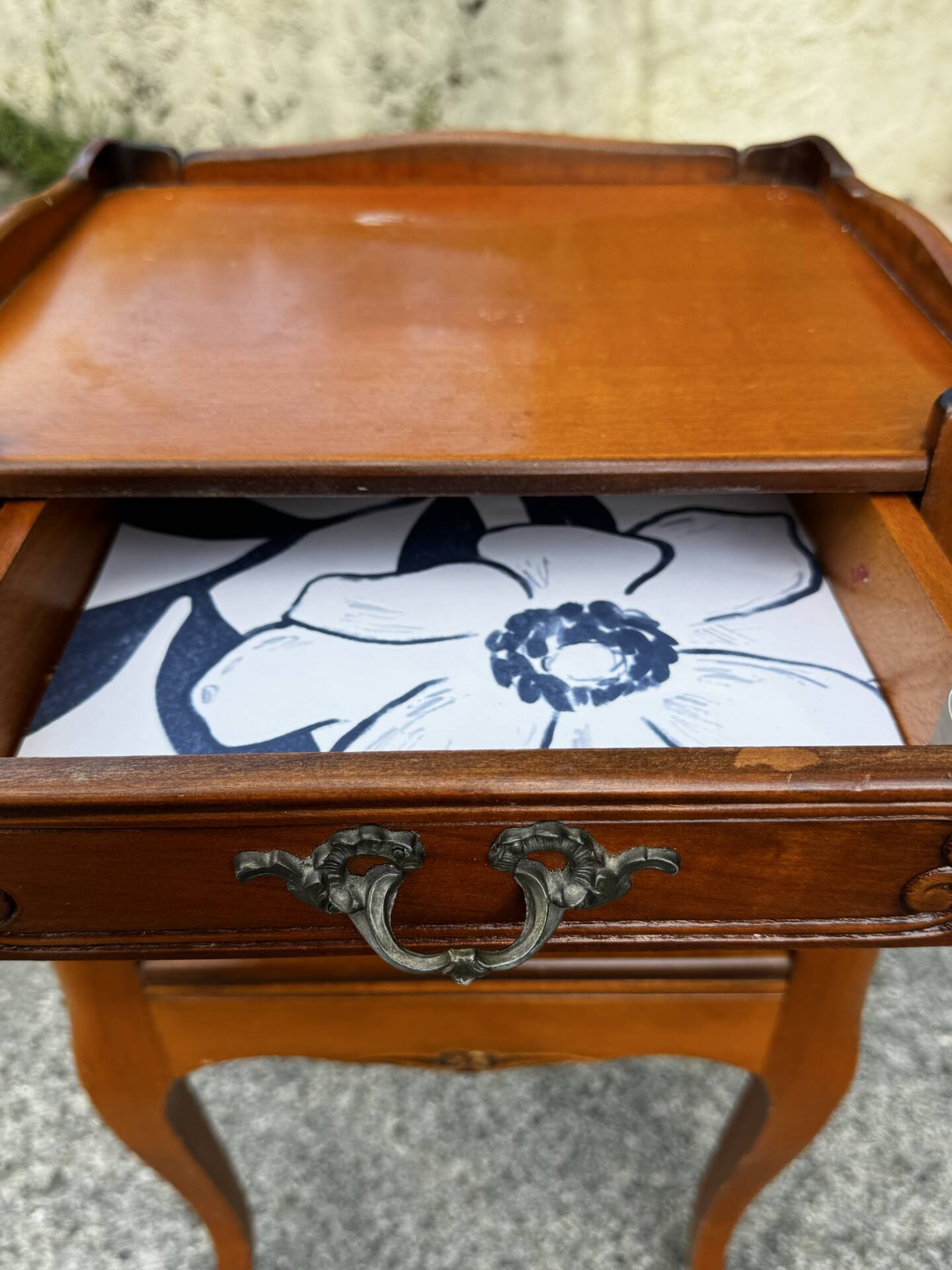 Bedside table