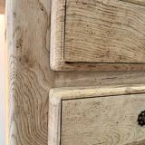 Solid oak chest of drawers